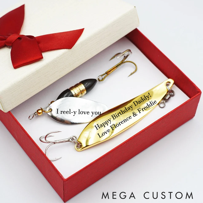 Personalized Fishing Lure Gift Set Happy Birthday Daddy and I Reel-y Love You Designs Gift for Dad Fisherman Perfect for Fishing Enthusiasts
