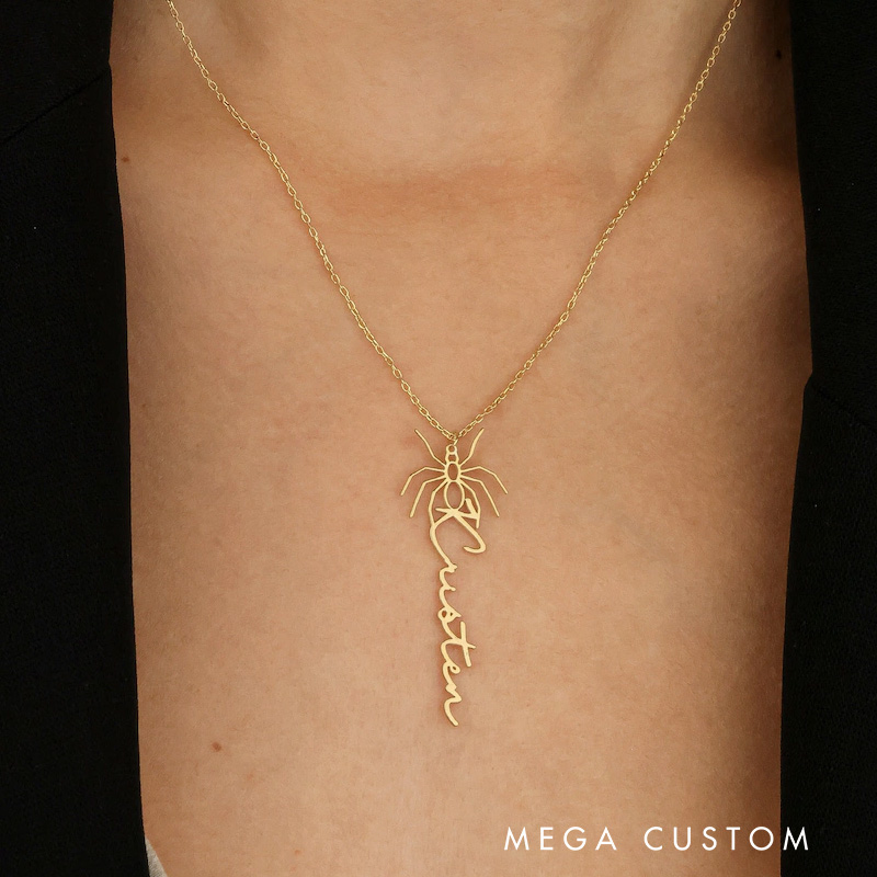 Personalized Spider Necklace Elegant Custom Design Ideal for Halloween and Creative Accessories