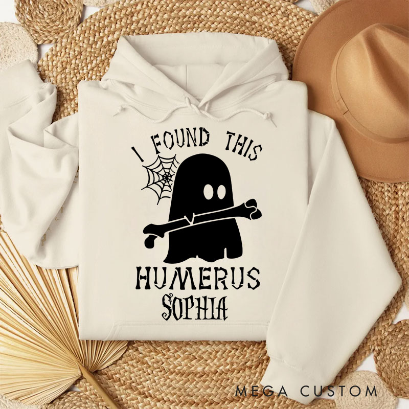 Personalized Humorous Ghost with Bone Pun for Lighthearted and Witty Hoodies