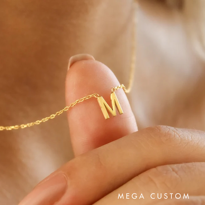 Personalized Initial Necklace Minimalist Gold Chain Perfect for Everyday Elegance and Style