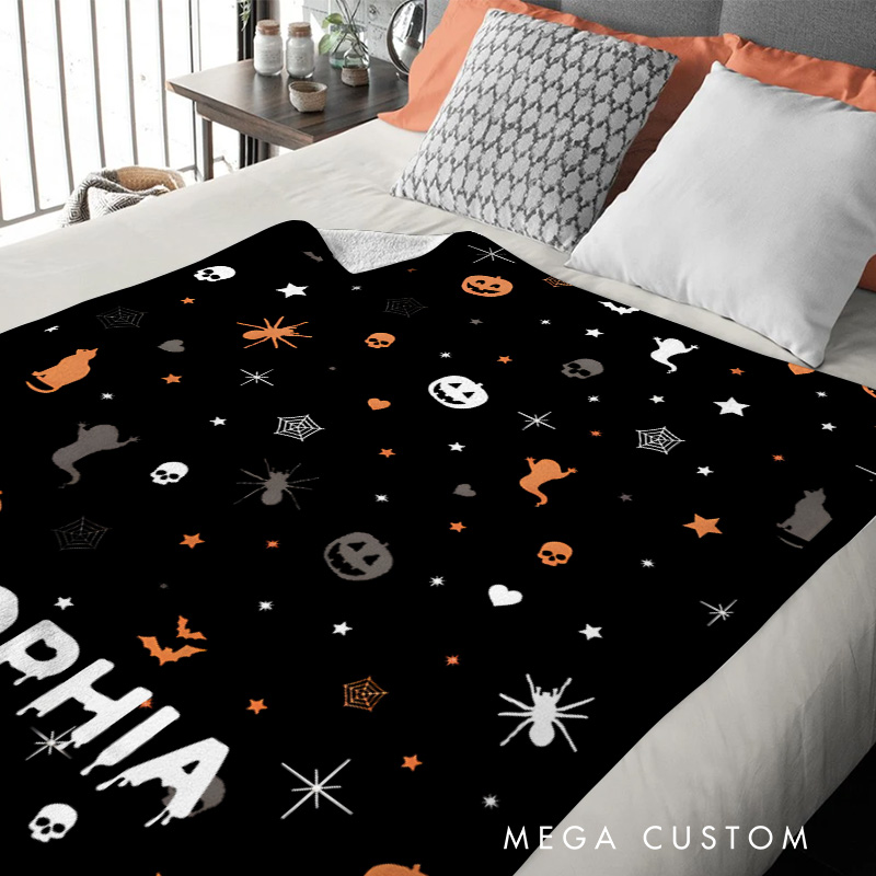 Personalized Black Ghost and Pumpkin Pattern Blanket Ideal for Spooky and Stylish Halloween Vibes