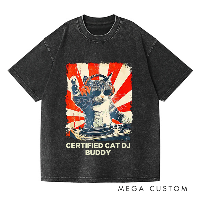 Personalized Washed T-Shirts Cool Retro Cat DJ Buddy Music Lover and Funny Cat DJ with Headphones Art T-Shirt