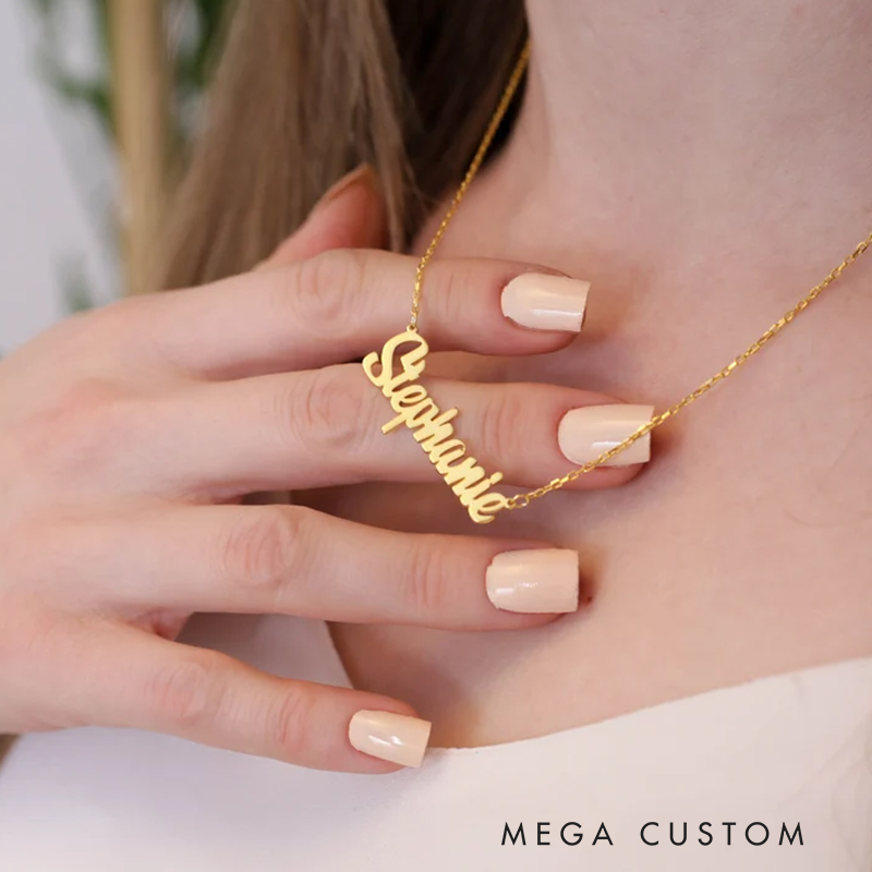 Personalized Name Necklace Dainty Gold Chain Perfect for Everyday Wear and Gifting