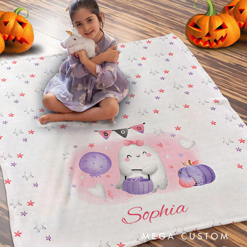 Personalized Cute Ghost and Pumpkin Blanket Perfect for Adding Charm and Whimsy to Halloween Celebrations