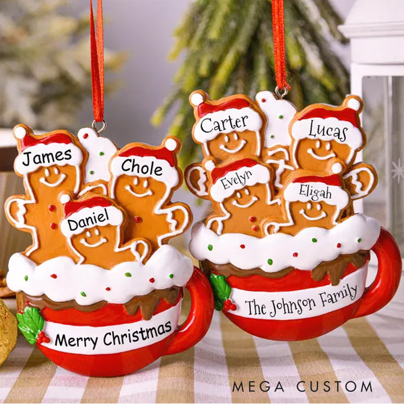 Personalized 2025 Family Gingerbread Christmas Ornament Acrylic Bakery Keepsake Holiday Tree Decor for Pastry Lovers Baking Lover Gift