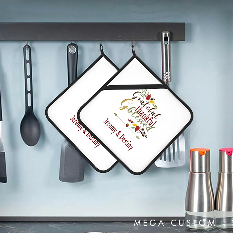Personalized Thankful and Blessed Pot Holders Pads with Name Set of 2 Baking Cooking Utensil Gift for Family Cooking Enthusiast Baking Lovers Gift
