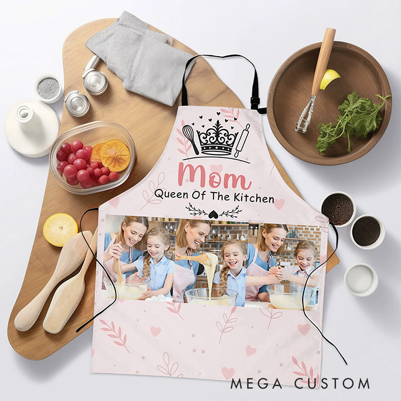 Personalized Crown Heart-Shaped Prints 3 Photos Waterproof Adjustable Apron with Name and Pockets Mother's Day Birthday Gift for Mom Grandma
