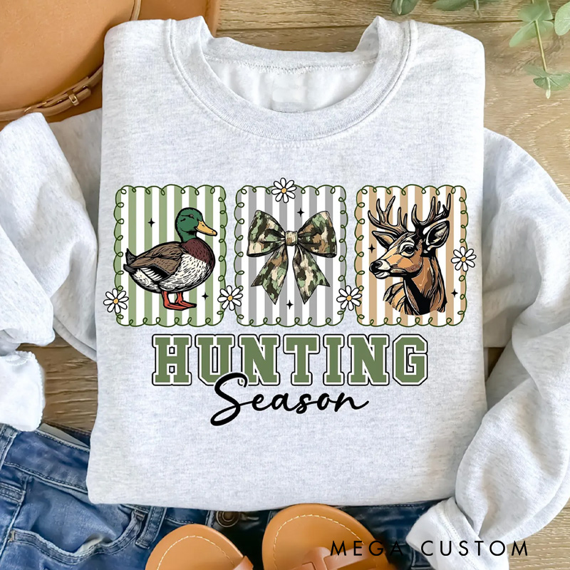 Personalized Hunting Season Sweatshirt Preppy Camo Bow Sweatshirt Deer Hunting Sweatshirt Coquette Hunting Shirt Gift for Hunting Lover