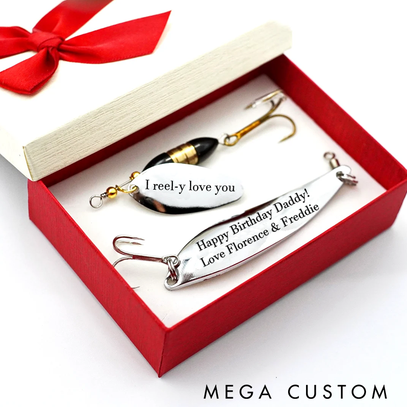 Personalized Fishing Lure Gift Set Happy Birthday Daddy and I Reel-y Love You Designs Gift for Dad Fisherman Perfect for Fishing Enthusiasts