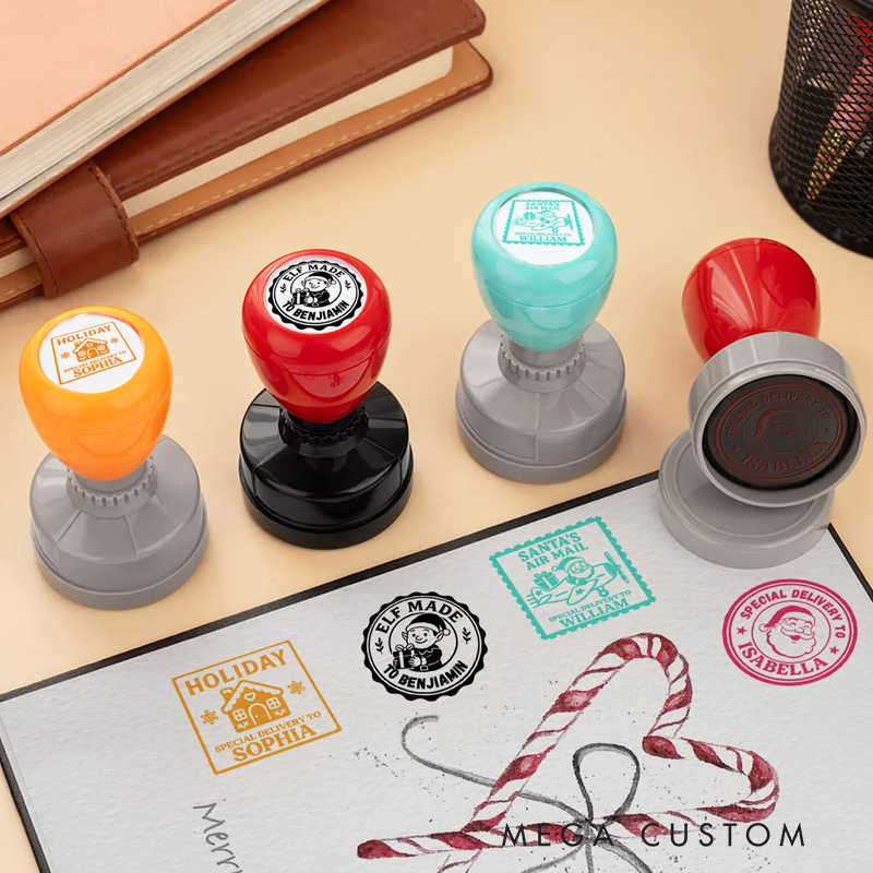 Personalized Cute Santa Claus Gingerbread Man Christmas Theme Stamp with Name and Ink Gift Tag Decor Christmas Party Favors for Kids Family Friends