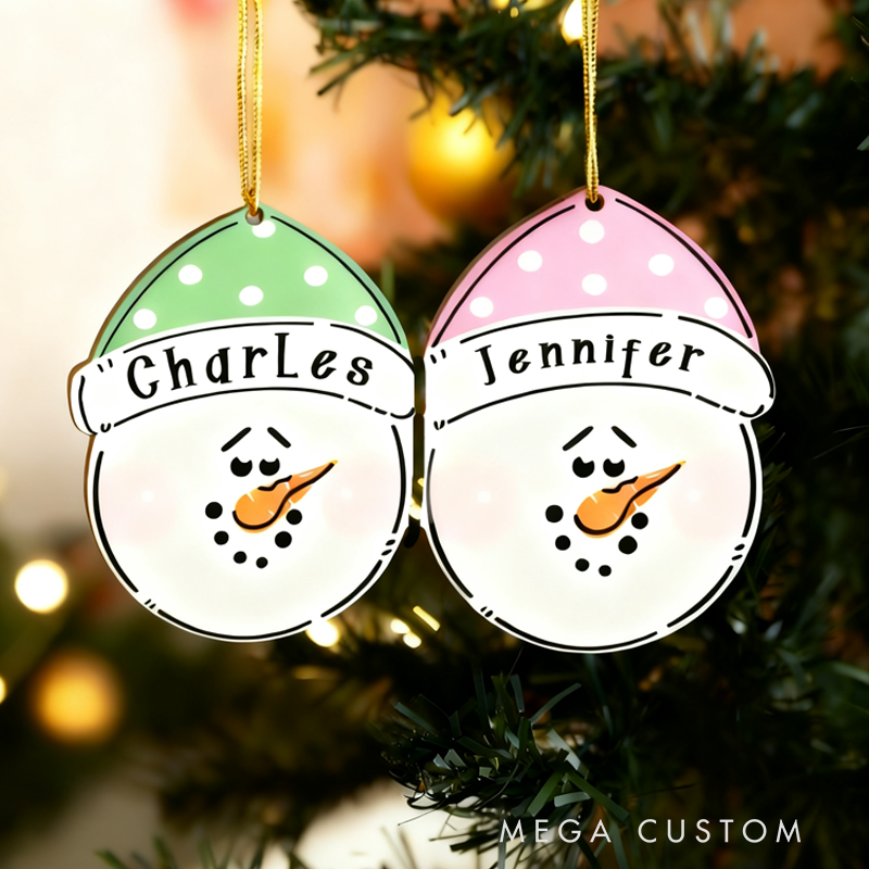 Personalized Hand Painted Pom Pom Hat Wooden Snowman Christmas Ornament with Name Cute Christmas Tree Decor Festival Gift for Family Kids