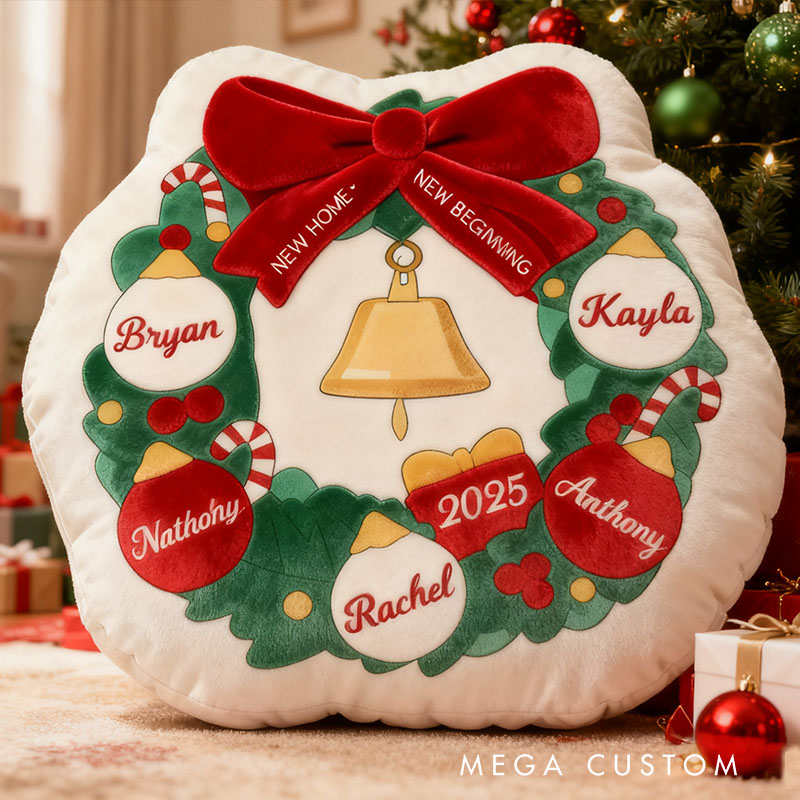 Personalized Holiday Pillow Graphic 3D Print Custom Family Names Cozy Festive Decor with Christmas Wreath Design Soft Accent Cushion Seasonal Gift