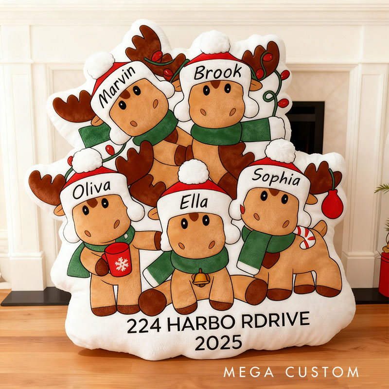 Personalized Festive Reindeer Family Pillow with Graphic 3D Print Cozy Holiday Decor Custom Names Perfect Christmas Gift 2025