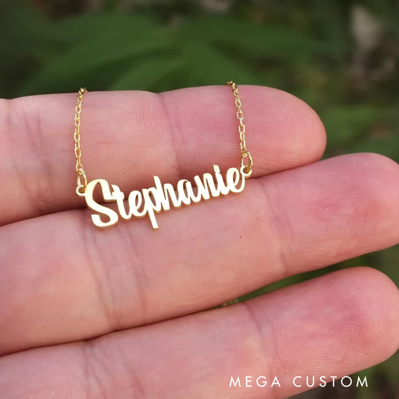 Personalized Name Necklace Dainty Gold Chain Perfect for Everyday Wear and Gifting