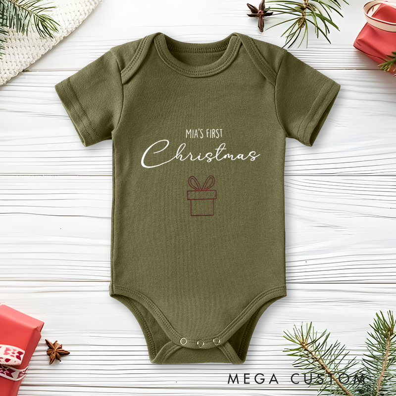 Minimalist Design Baby Onesie and Xmas Baby Bodysuit - Personalized for Baby's 1st Christmas to Create Unique Memories