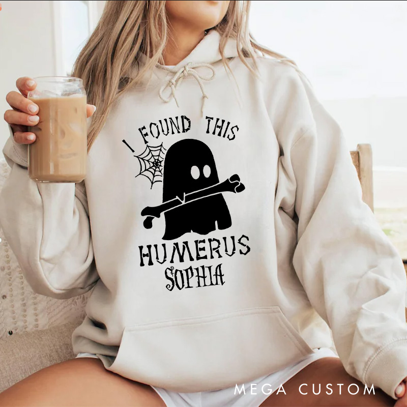 Personalized Humorous Ghost with Bone Pun for Lighthearted and Witty Hoodies