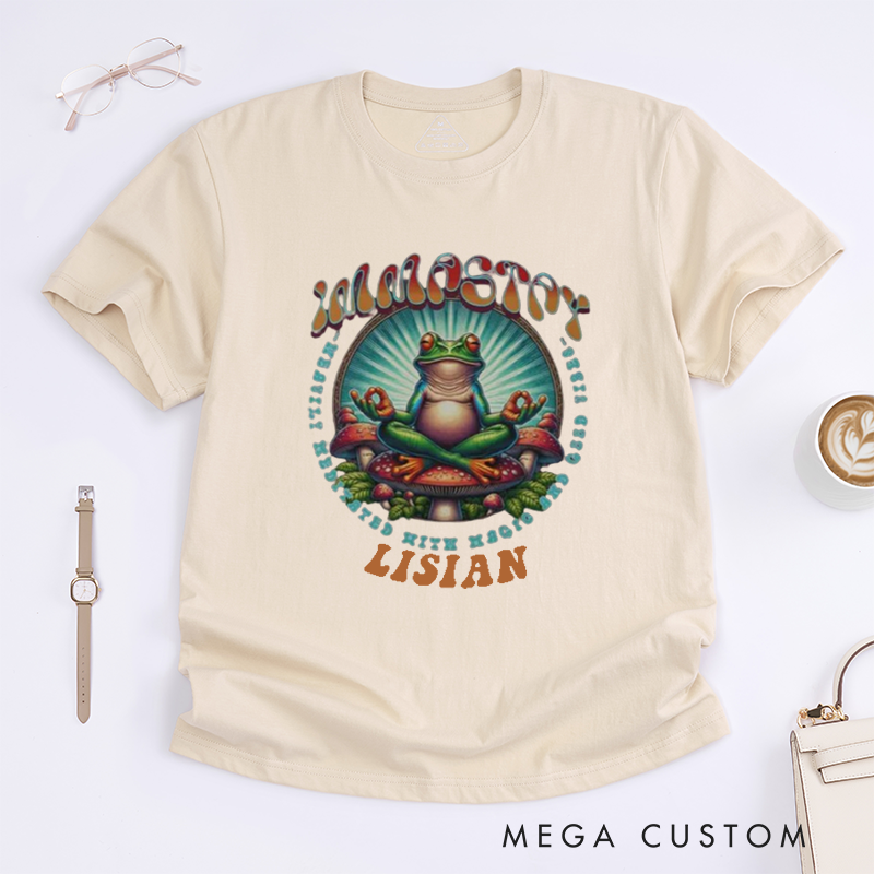 Personalized Vintage Frog Yoga T-Shirt Yoga Gift T-Shirt Animal yoga Apparel Mindfulness Meditation T-Shirt