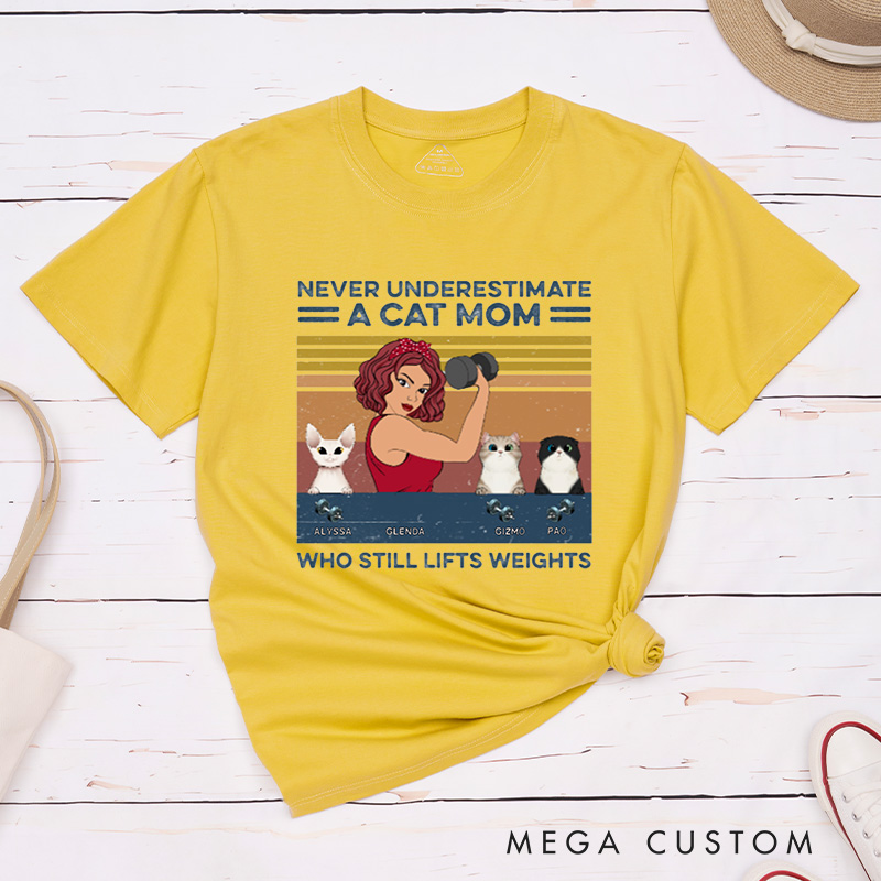Personalized Funny Gym T-Shirt with I Like Lifting And My Cats for Fitness Enthusiasts Bodybuilders and Gym Lovers