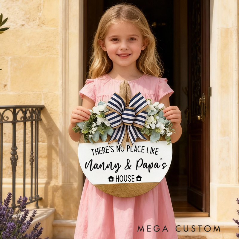 Personalized Door Hanger for Grandparents Nana & Papa Front Door Sign Custom Grandparent Decor Wooden Door Sign Housewarming Gift 