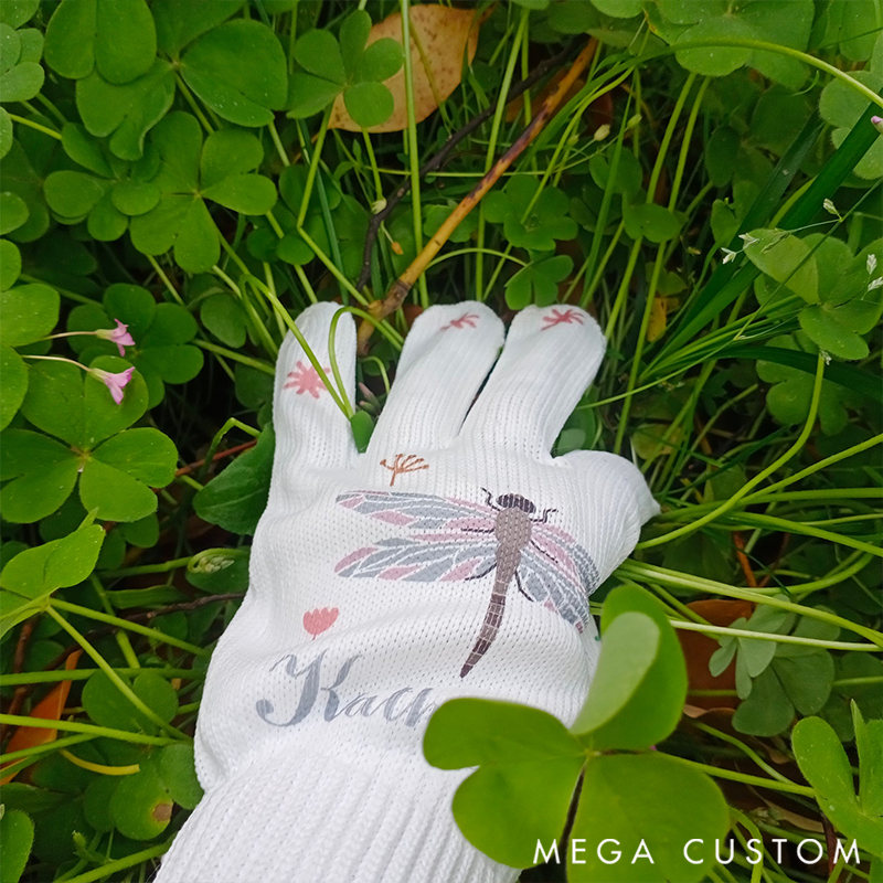 Personalized Name Gardening Gloves Adorned with Delicate Dragonfly & Floral Embroidery: Charming, Practical Gear for Outdoor Enthusiasts