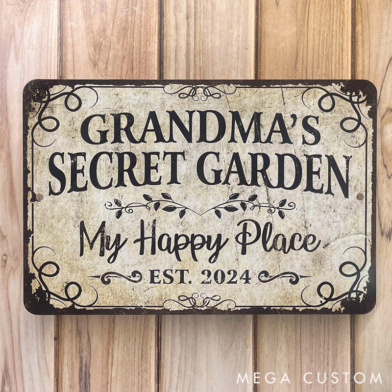 Personalized Rustic Metal Garden Sign Decor Custom Outdoor Decor Gifts for Mom Garden Lover Gift