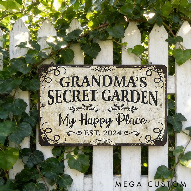 Personalized Rustic Metal Garden Sign Decor Custom Outdoor Decor Gifts for Mom Garden Lover Gift