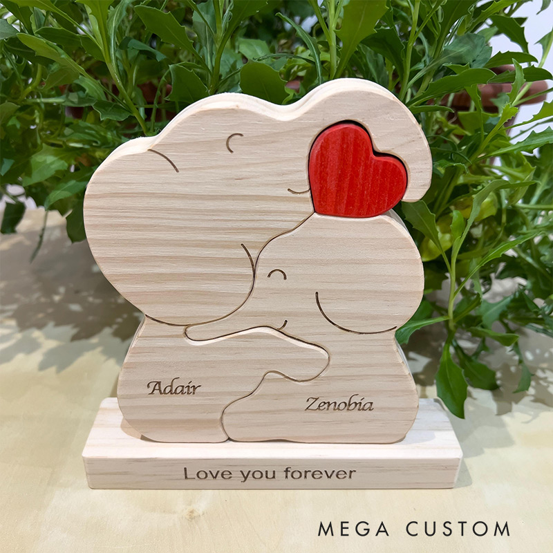 Personalized Wood Elephant Figurine Cuddling Decoration Hand-Carved Elephant for Family Keepsake Gifts