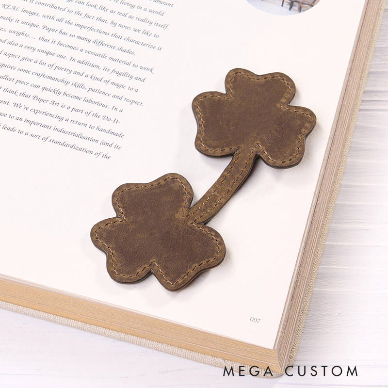 Personalized Leather Shamrock Bookmark Custom Name Engraved Page Marker Lucky Gift for Readers Lucky Charms Leather Accessories Book Accessory  
