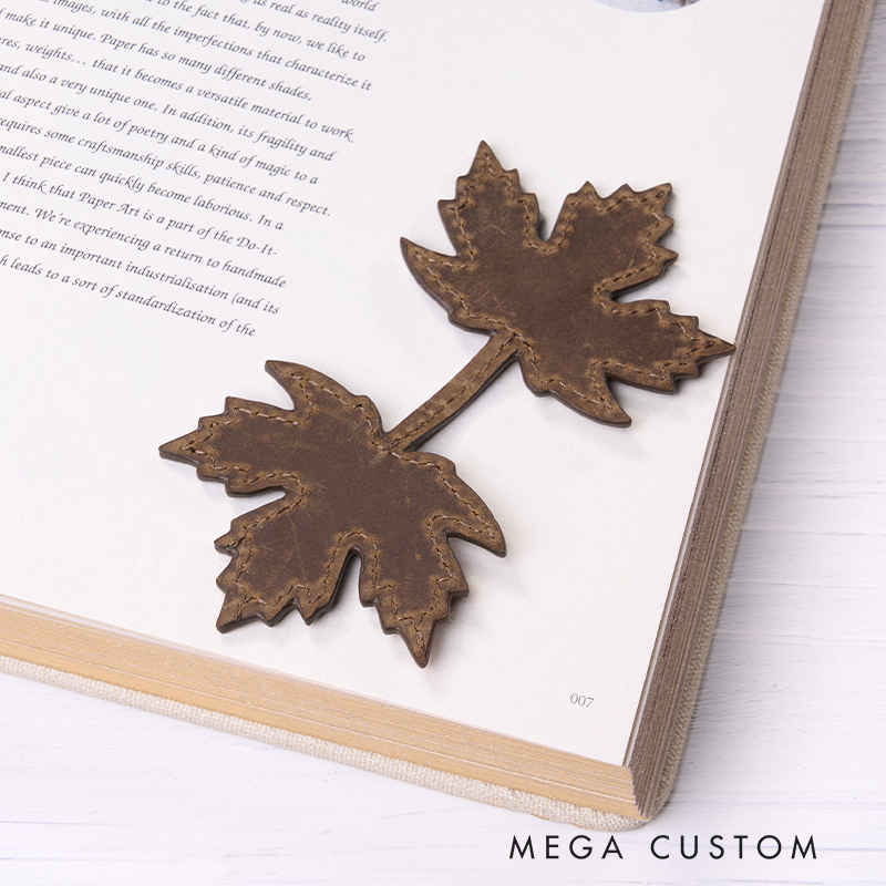Personalized Leather Maple Leaf Bookmark Custom Name Engraved Page Marker Nature-Inspired Gift for Readers and Fall Lovers Elegant Rustic Book Accessory Leaf Accessories Rustic Leather Items