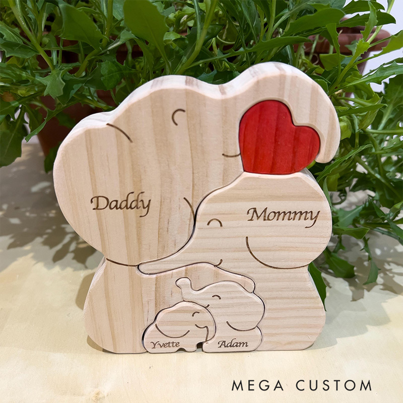 Personalized Wood Elephant Figurine Cuddling Decoration Hand-Carved Elephant for Family Keepsake Gifts