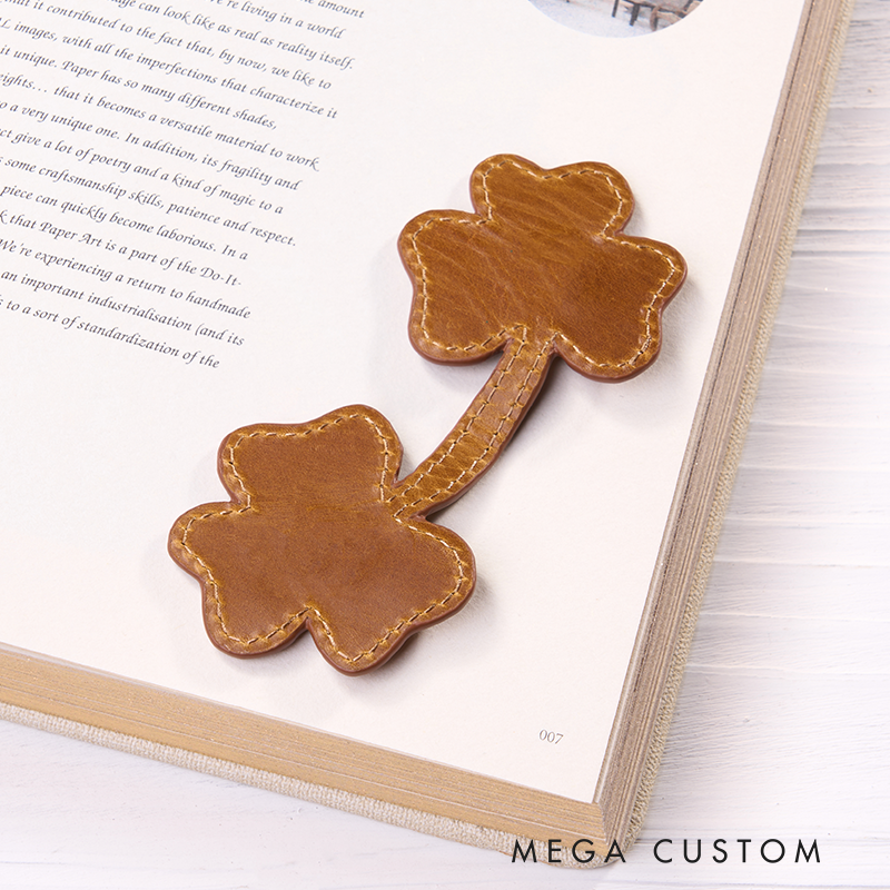 Personalized Leather Shamrock Bookmark Custom Name Engraved Page Marker Lucky Gift for Readers Lucky Charms Leather Accessories Book Accessory  