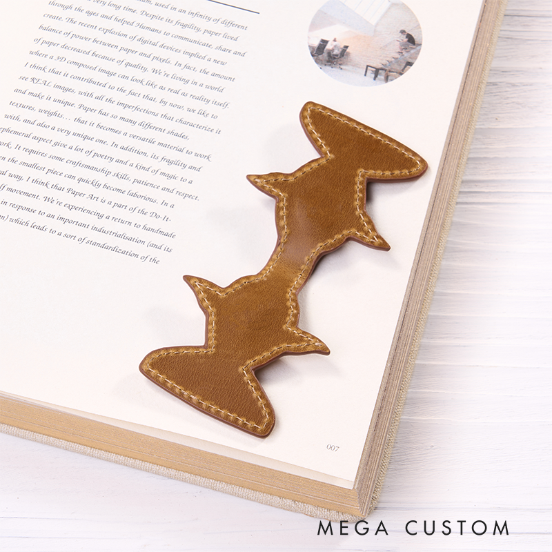 Personalized Leather Star Wars Bookmark Custom Name Engraved Page Marker Gift for Sci‑Fi Fans and Movie Lovers Star Wars Gifts Unique Galaxy‑Inspired Book Accessory  