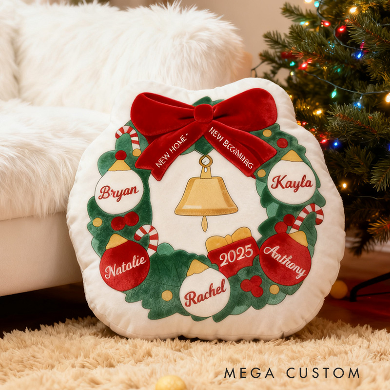 Personalized Holiday Pillow Graphic 3D Print Custom Family Names Cozy Festive Decor with Christmas Wreath Design Soft Accent Cushion Seasonal Gift