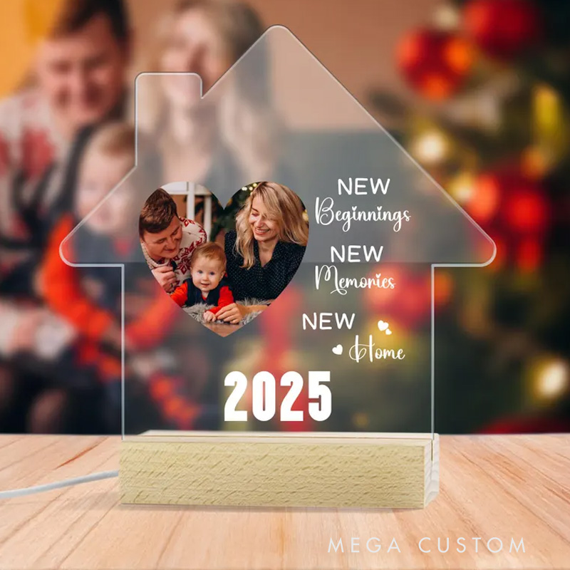 Personalized New Beginnings House-Shaped LED Night Light with Photo Year and Wooden Base Housewarming Gift for Family