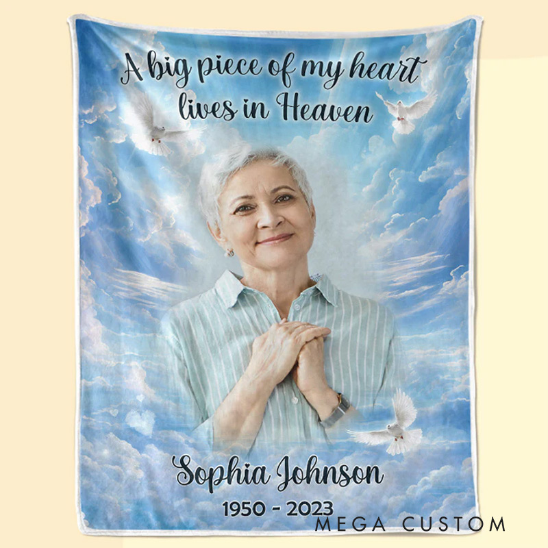 Personalized Photo Memorial Blanket A Piece Of My Heart Lives In Heaven Christmas Sympathy Gifts for Family Members 