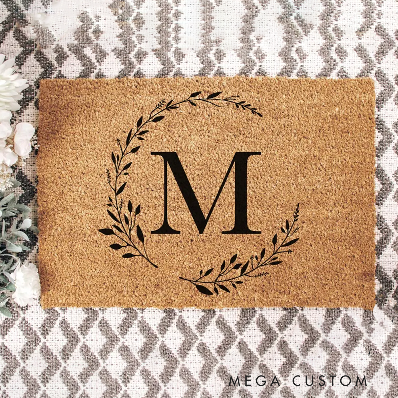 Personalized Initial Mat Wreath Design Doormat Durable Coir Housewarming Gift Wedding Indoor Outdoor Personalized Welcome Rug Farmhouse Decor Gift