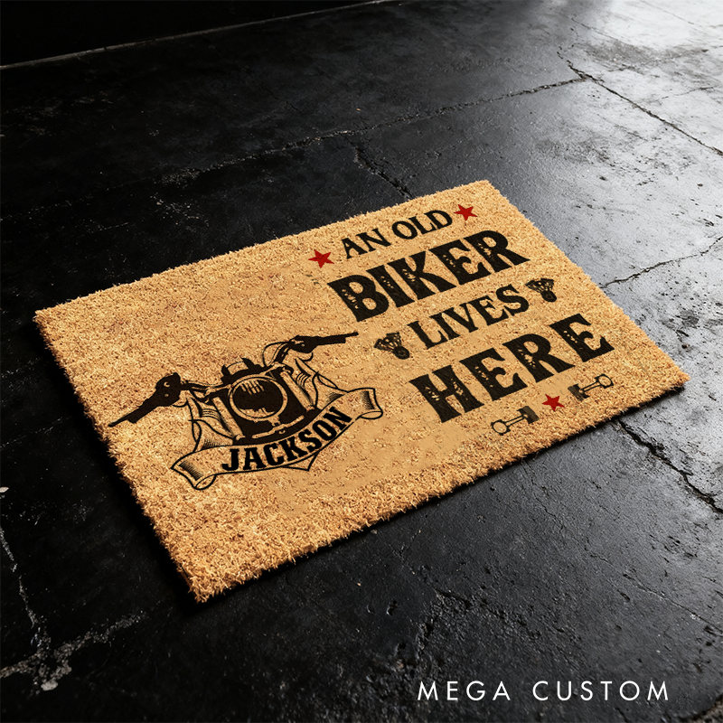 Personalized An Old Biker Lives Here Doormat with Custom Name Design Motorcycle Lovers Gift