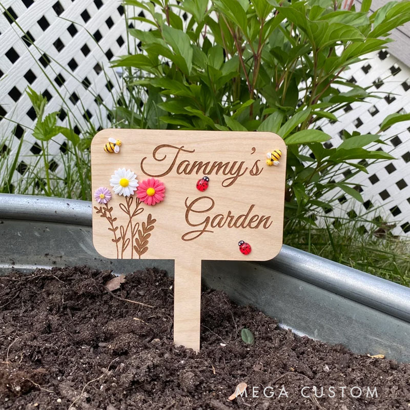 Personalized Garden Marker with Flowers Bees and Ladybugs Custom Garden Stake Garden Sign Garden Plaque Mother's Day Gift