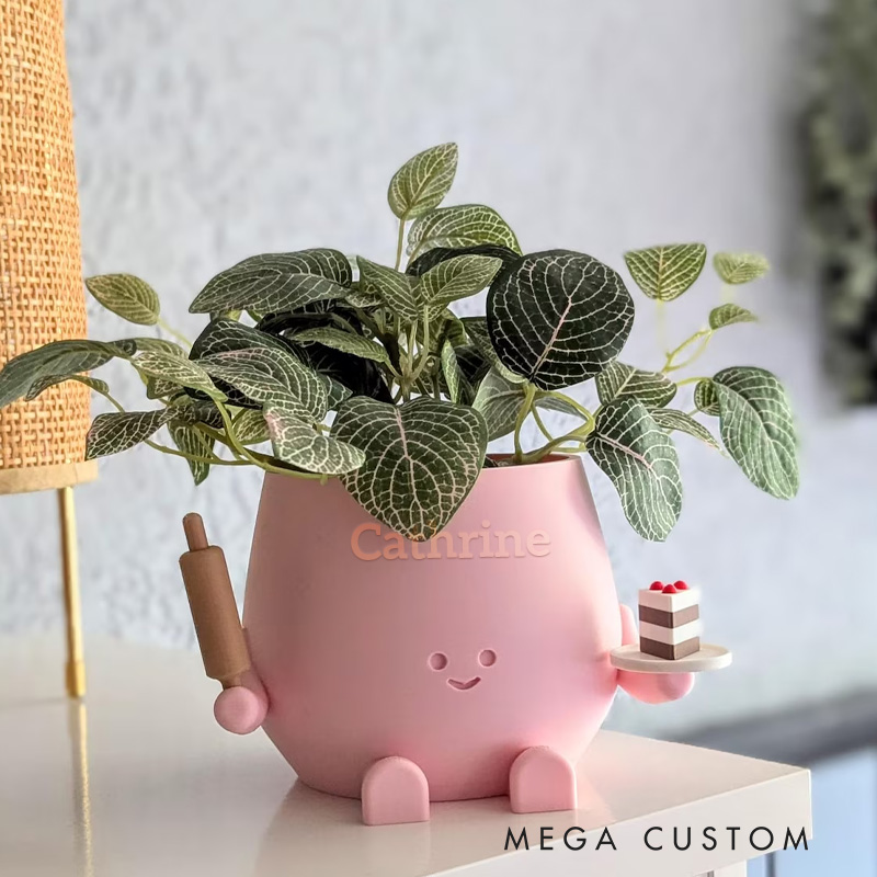 Personalized Baker Plant Pot Custom Happy Face Planter Pots with Name Indoor Plant Pot for Baker Christmas Gift for Baking Lovers