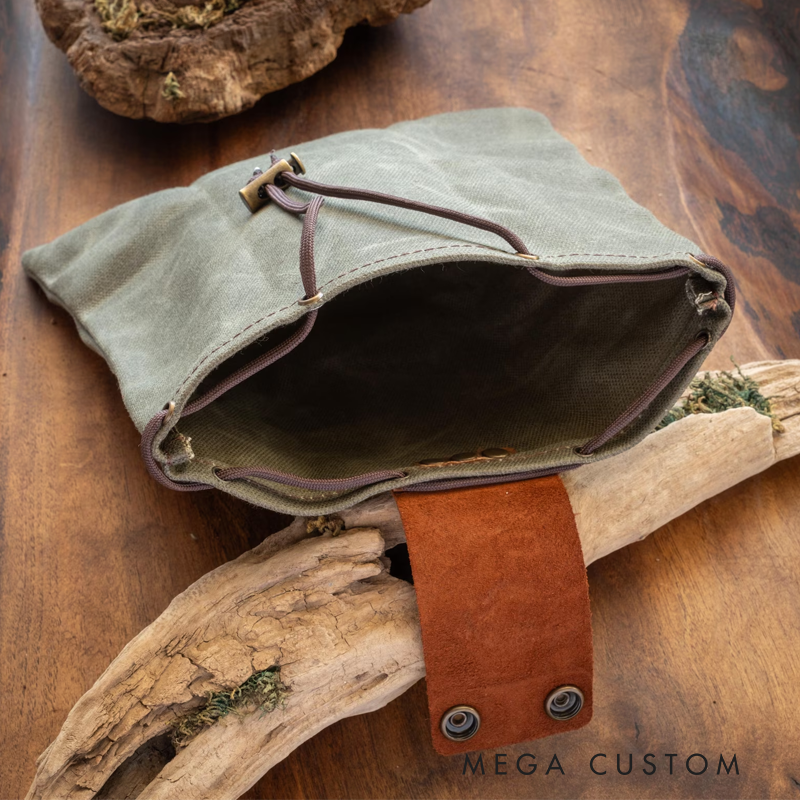 Personalized Leather Foraging Pouch Custom Outdoor Adventurers Bag Foldable Hiking Belt Bag Gift for Outdoor