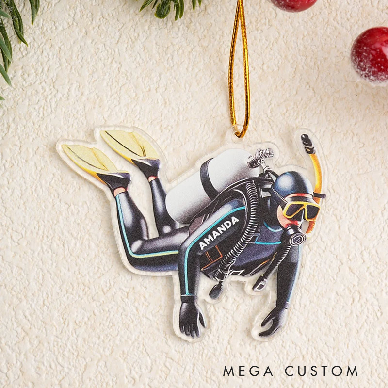 Personalized Scuba Diver Acrylic Ornament with Name Home Decor Christmas Birthday Gift for Divers Ocean Adventure Enthusiasts