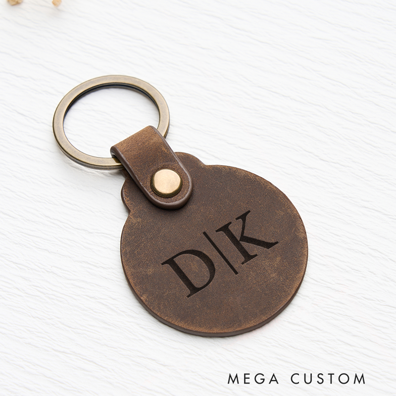 Personalized Leather Keychain for Men Custom Round Keychain with Name Engraved Leather Key Chain Anniversary Gift for Him Groomsmen Gift Birthday Gift
