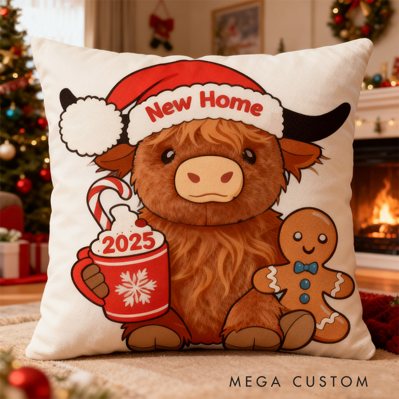 Personalized Christmas Pillow Highland Cow Design Cozy Decorative Cushion with New Home Theme Perfect Holiday Gift for 2025 Festivities