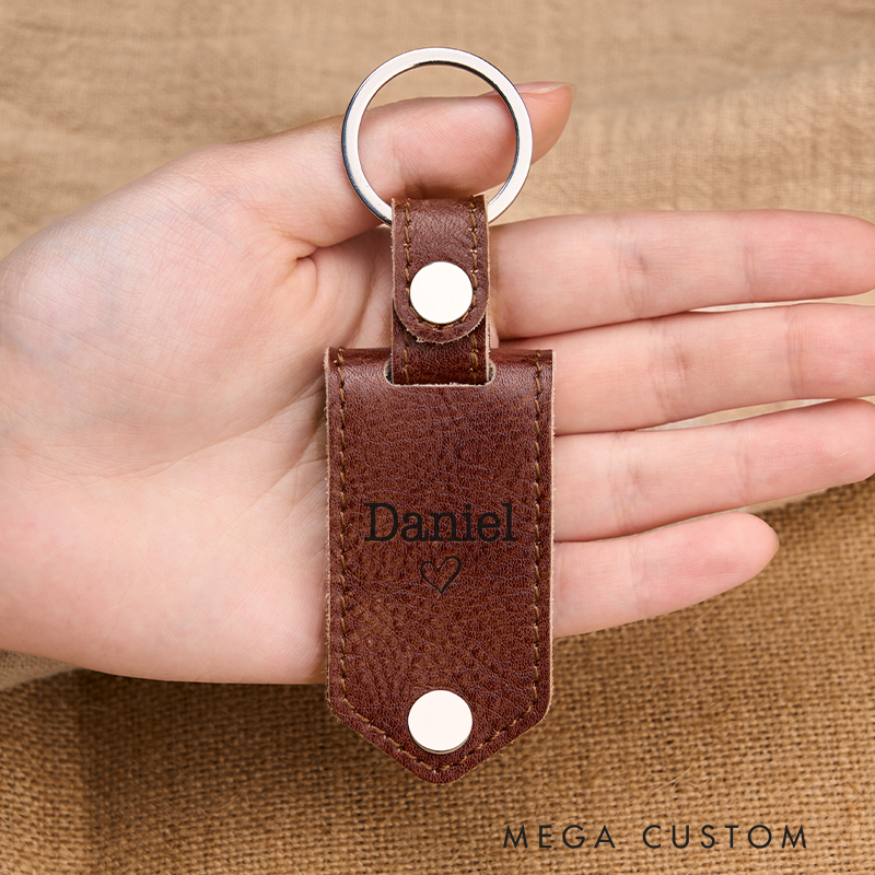 Personalized Leather Photo Keychain for Men Custom Picture Key Ring with Name Engraved Leather Key Chain Anniversary Gift for Him Groomsmen Gift Birthday Gift for Dad Boyfriend Husband