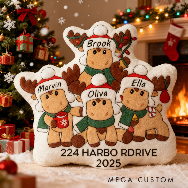 Personalized Festive Reindeer Family Pillow with Graphic 3D Print Cozy Holiday Decor Custom Names Perfect Christmas Gift 2025