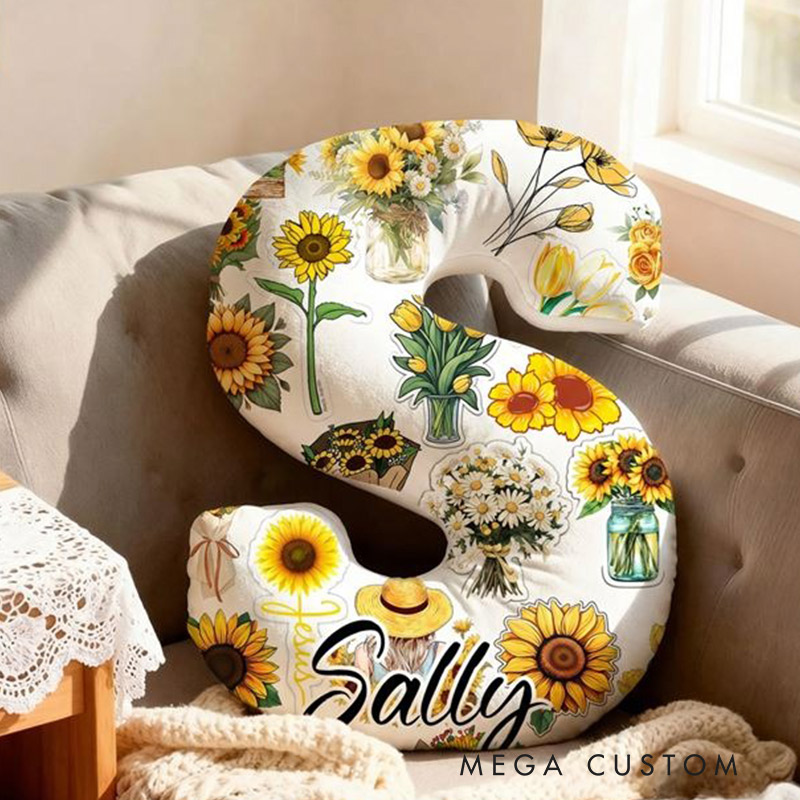 Personalized Initial Pillow Full-Coverage Floral Daisy Custom Name Pillow for Girls Gardening Lovers Gift 