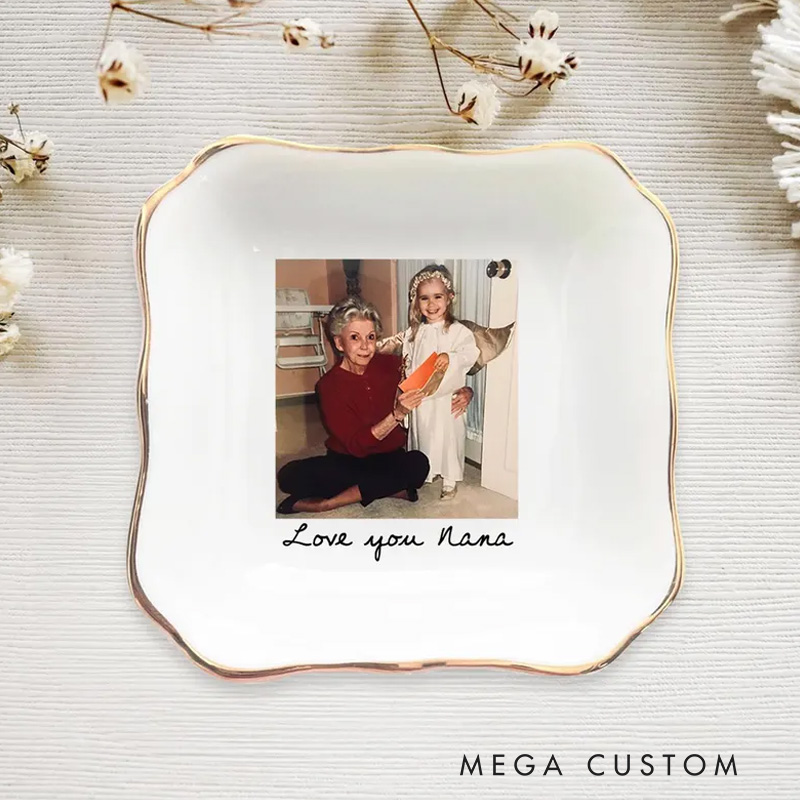 Personalized Mothers Day Gift for Mom Custom Photo Trinket Tray Custom Ring Dish with Picture Gift for Grandma Mom Gift from Daughter Birthday Gift