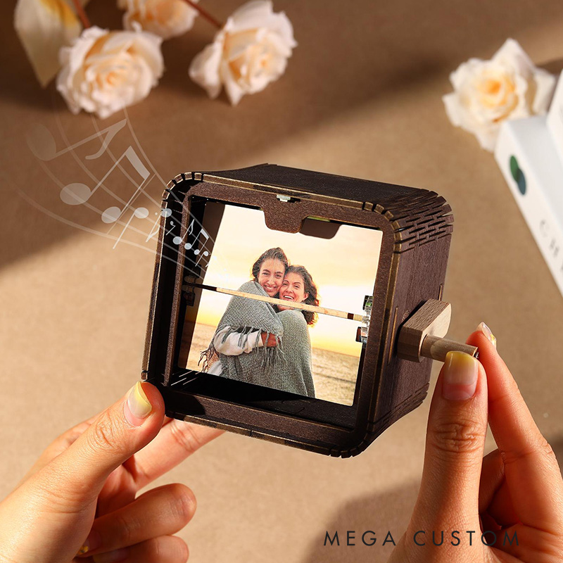 Personalized Photo Flipbook Animation Music Box Custom Crank Photobox Picture Box Custom wooden Photo Book with Light Custom Photo Flipbook Frame