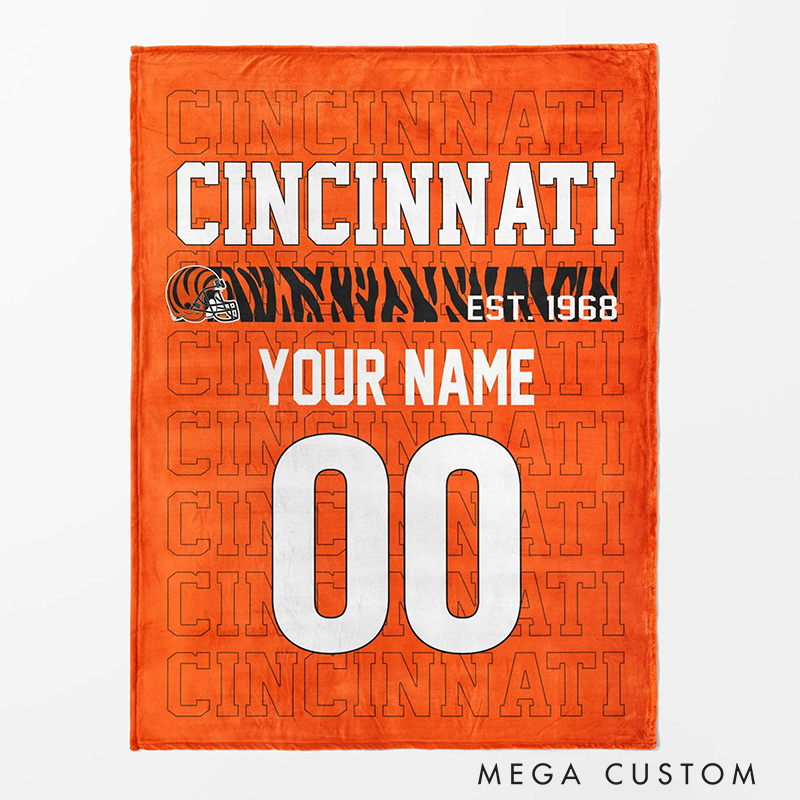 Personalized Football Lover Blanket with Eye-Catching Team Design  
