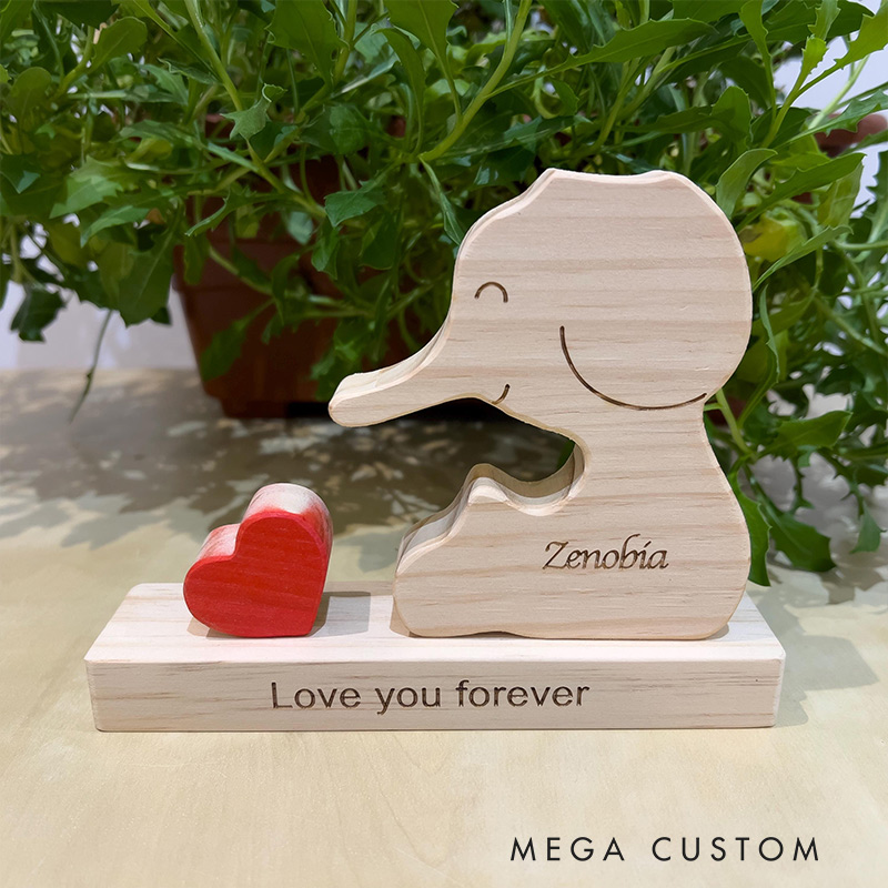 Personalized Wood Elephant Figurine Cuddling Decoration Hand-Carved Elephant for Family Keepsake Gifts